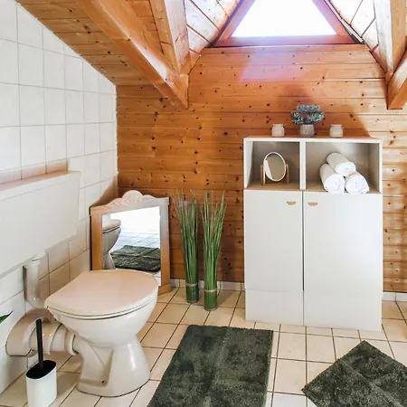 Ferienhaus Cozy In With Wifi Regen